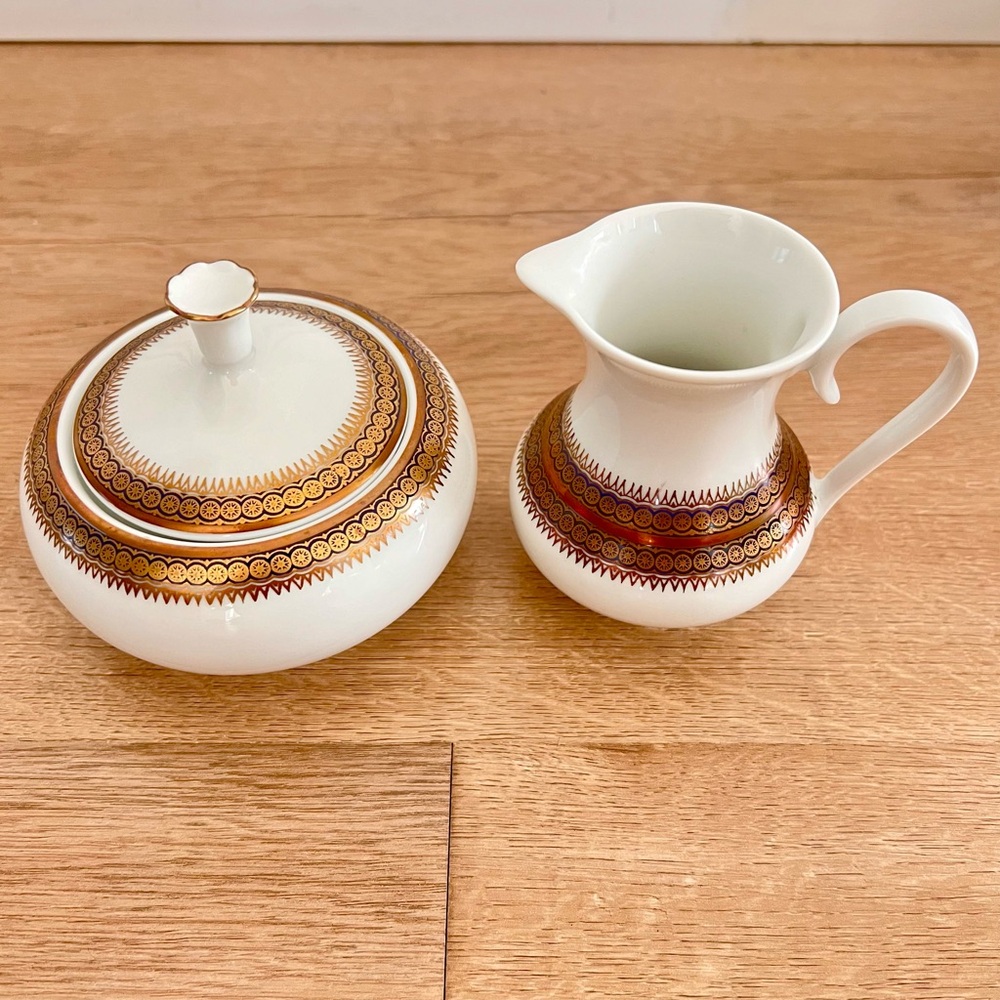 Vtg Johann Seltmann Bavaria Vohenstraus Gold Trim Creamer and‎ Sugar Bowl / Lid
